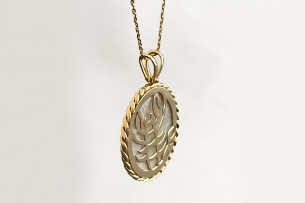 18k gold, mother of pearl